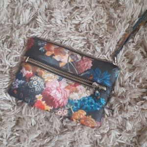 Wristlet